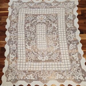 Elegant Lace Tablecloth